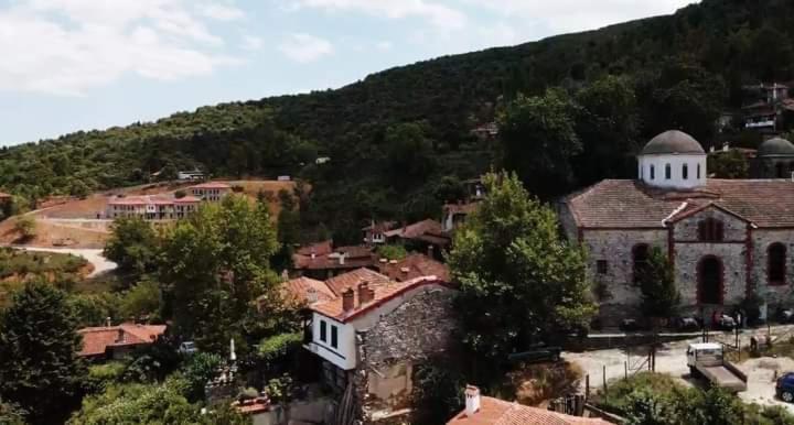 Traditional Guesthouse Erato Palaios Panteleimonas Buitenkant foto