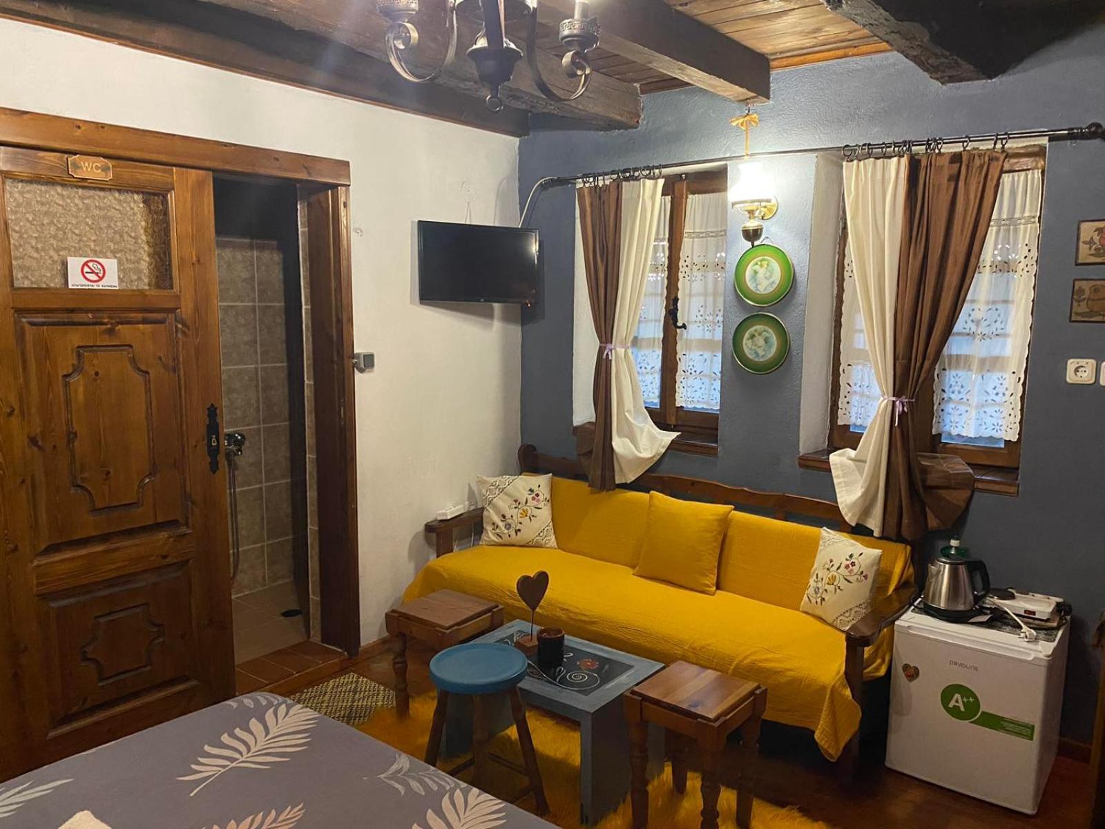 Traditional Guesthouse Erato Palaios Panteleimonas Buitenkant foto