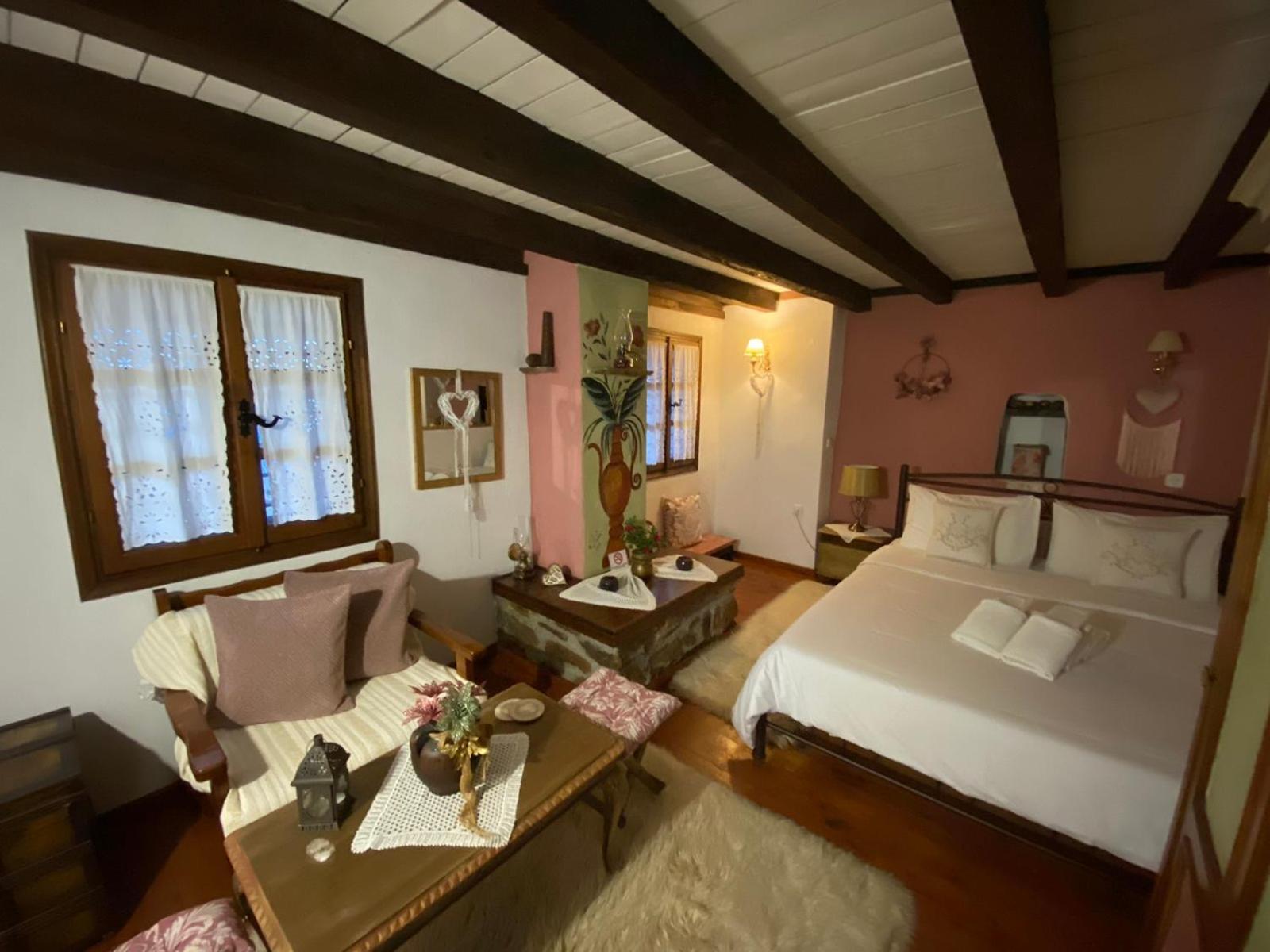 Traditional Guesthouse Erato Palaios Panteleimonas Buitenkant foto