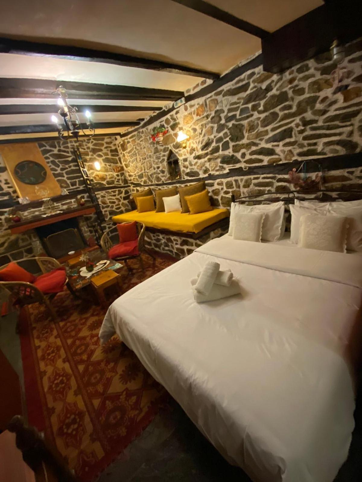 Traditional Guesthouse Erato Palaios Panteleimonas Buitenkant foto